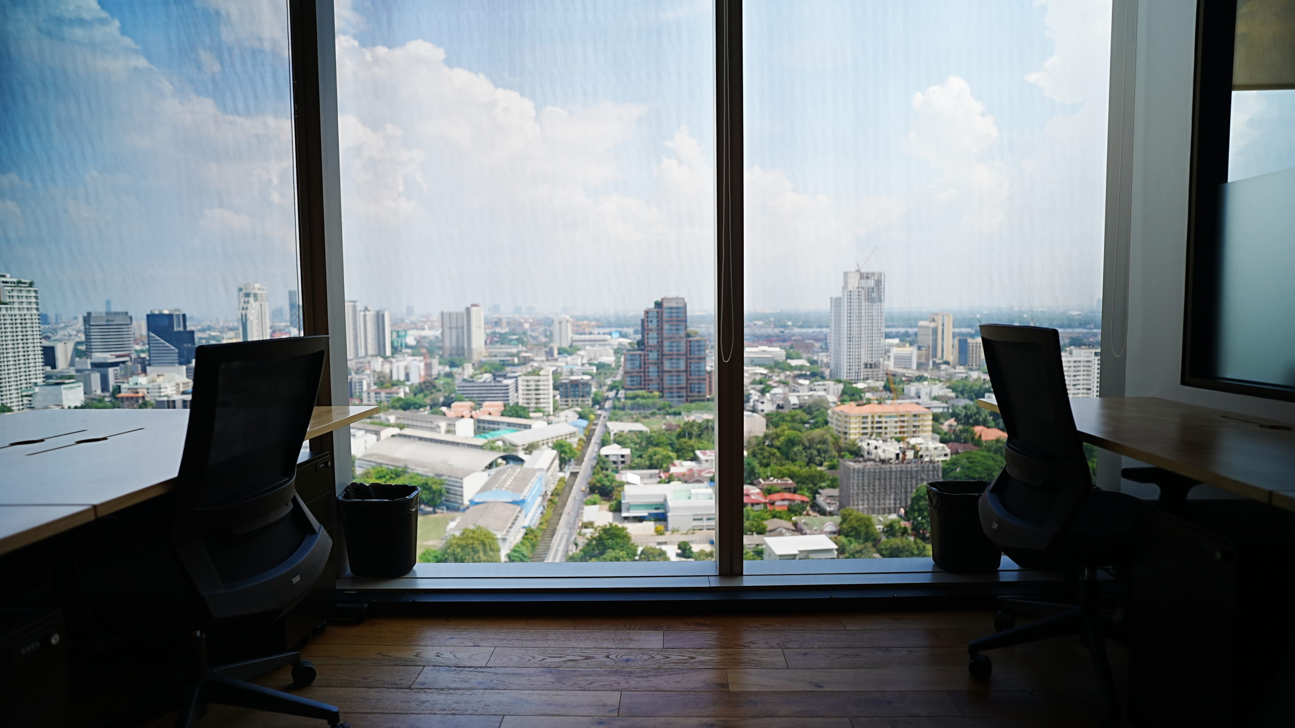 タイコンドミニアム100万円